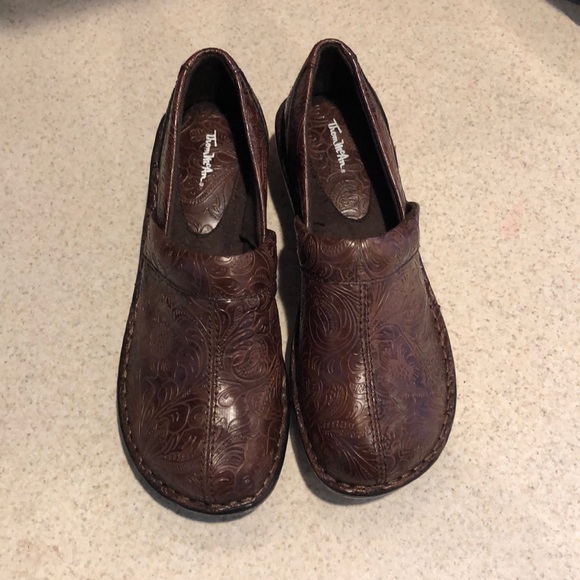 Thom McAn Shoes - Thom McAm Clogs. NWOT